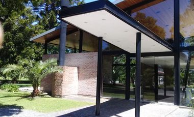 Casa en venta - 3 dormitorios 3 baños - 227mts2 - La Arbolada