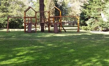 Casa en venta - 3 dormitorios 3 baños - 227mts2 - La Arbolada