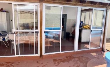 Casa en venta - 3 Dormitorios 3 Baños - Cochera - 660Mts2 - Navarro