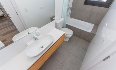 Departamento en Venta de 4 Ambientes en Olivos