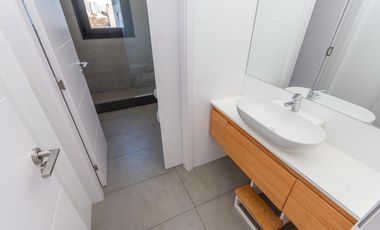 Departamento en Venta de 4 Ambientes en Olivos