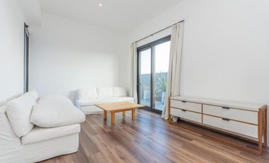 Departamento en Venta de 4 Ambientes en Olivos