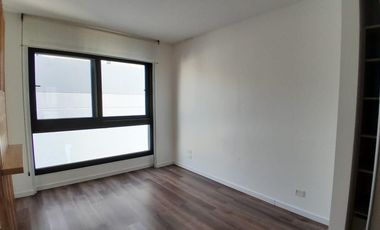 Departamento en Venta de 4 Ambientes en Olivos