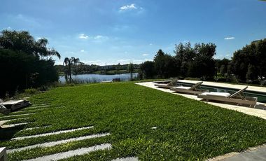 Venta Casa 5 Amb a La Laguna San Benito Villanueva Tigre