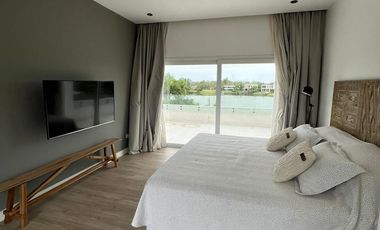 Venta Casa 5 Amb a La Laguna San Benito Villanueva Tigre