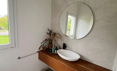 Venta Casa 5 Amb a La Laguna San Benito Villanueva Tigre