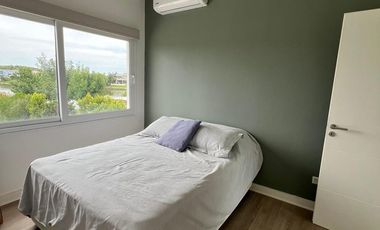 Venta Casa 5 Amb a La Laguna San Benito Villanueva Tigre
