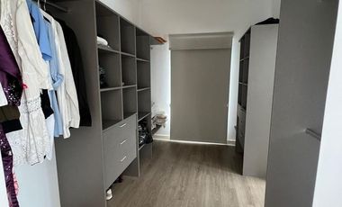 Venta Casa 5 Amb a La Laguna San Benito Villanueva Tigre