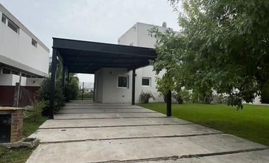 Venta Casa 5 Amb a La Laguna San Benito Villanueva Tigre