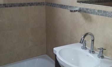 En Venta - Departamento 2 Ambientes c/Cochera - Sarandí, Avellaneda