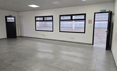 Nave Industrial en  ALQUILER  -  PILARICA