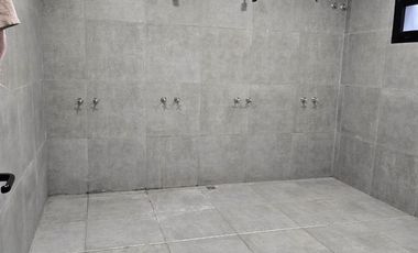 Nave Industrial en  ALQUILER  -  PILARICA