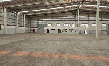 Nave Industrial en  ALQUILER  -  PILARICA