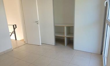 VENTA Duplex 2 dor. Centenario