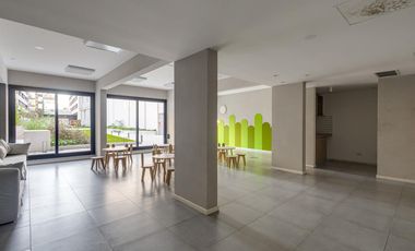 3 amb muy luminosos!! Vista abierta!! con balcón aterrazado!! Amenities. Seg 24 hs