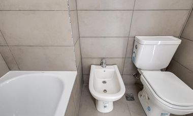3 amb muy luminosos!! Vista abierta!! con balcón aterrazado!! Amenities. Seg 24 hs