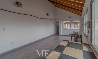 PH en Venta - 5 ambientes en  Liniers