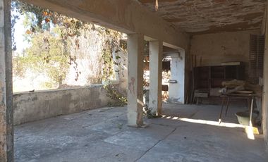 Venta Casa 3 dormitorios con cochera y patio - Arroyo Seco