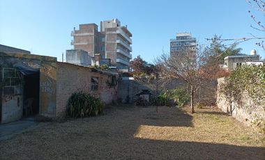 Venta Casa 3 dormitorios con cochera y patio - Arroyo Seco