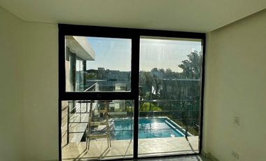 CASA EN VENTA 4 AMB - C/ PILETA - LAGOS DE CANNING
