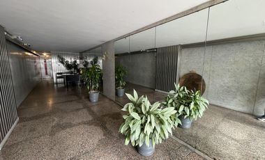 Departamento en Venta - 4 ambientes c/dependencia - Avellaneda