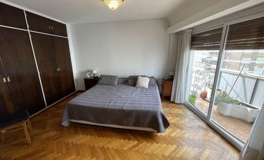 Departamento en Venta - 4 ambientes c/dependencia - Avellaneda