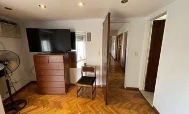 Departamento en Venta - 4 ambientes c/dependencia - Avellaneda