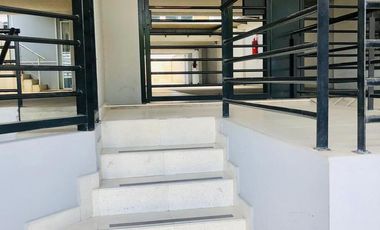Monoambiente en venta con cochera en Escobar