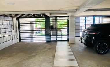 Monoambiente en venta con cochera en Escobar