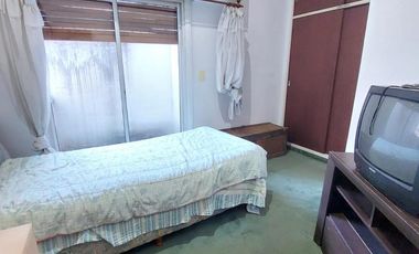 PH 4 ambientes con jardín y pileta en Versalles
