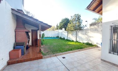 PH 4 ambientes con jardín y pileta en Versalles