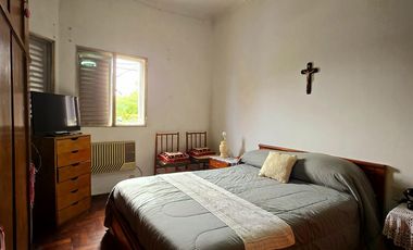 Se vende casa en Planta Alta barrio Sur