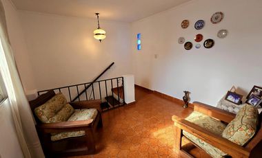 Se vende casa en Planta Alta barrio Sur
