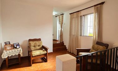 Se vende casa en Planta Alta barrio Sur