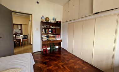 Se vende casa en Planta Alta barrio Sur