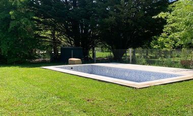 Casa en venta - 3 Dormitorios 4 Baños - 2.715Mts2 - Santa Clara del Mar