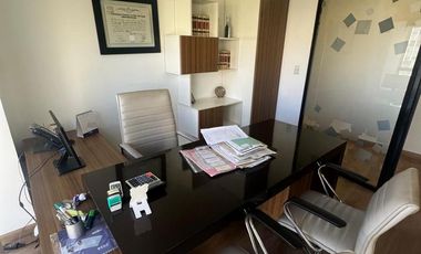 GRAN OFICINA DE 100 MTS EN VENTA - ZONA CENTRO - APTA CREDITO