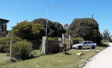 Casas en venta - 4 Dormitorios 2 Baños - 505Mts2 - Mar del Plata