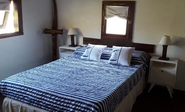 Casas en venta - 4 Dormitorios 2 Baños - 505Mts2 - Mar del Plata