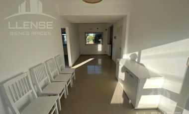 Departamento 3 ambientes con cochera y parrilla en venta - Berazategui