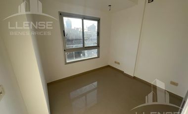 Departamento 3 ambientes con cochera y parrilla en venta - Berazategui