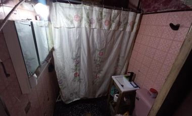Casa en venta - 2 Dormitorios 1 Baño - Cochera - 208Mts2 - Ingeniero Budge, Banfield