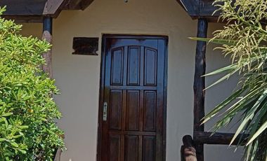 Casa en venta - 3 Dormitorios 2 Baños - 450Mts2 - Santa Clara del Mar