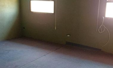 Casa en venta - 3 Dormitorios 2 Baños - 450Mts2 - Santa Clara del Mar