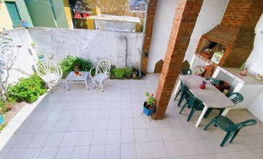 Casa en  venta con patio propio!