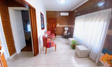 Casa en  venta con patio propio!
