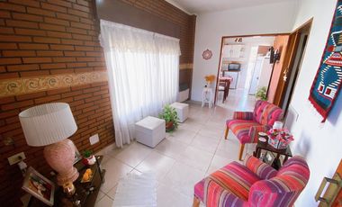 Casa en  venta con patio propio!
