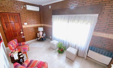 Casa en  venta con patio propio!
