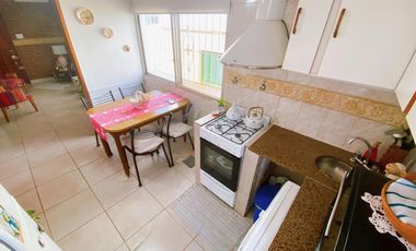 Casa en  venta con patio propio!