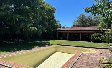 Casa en  venta Gonnet